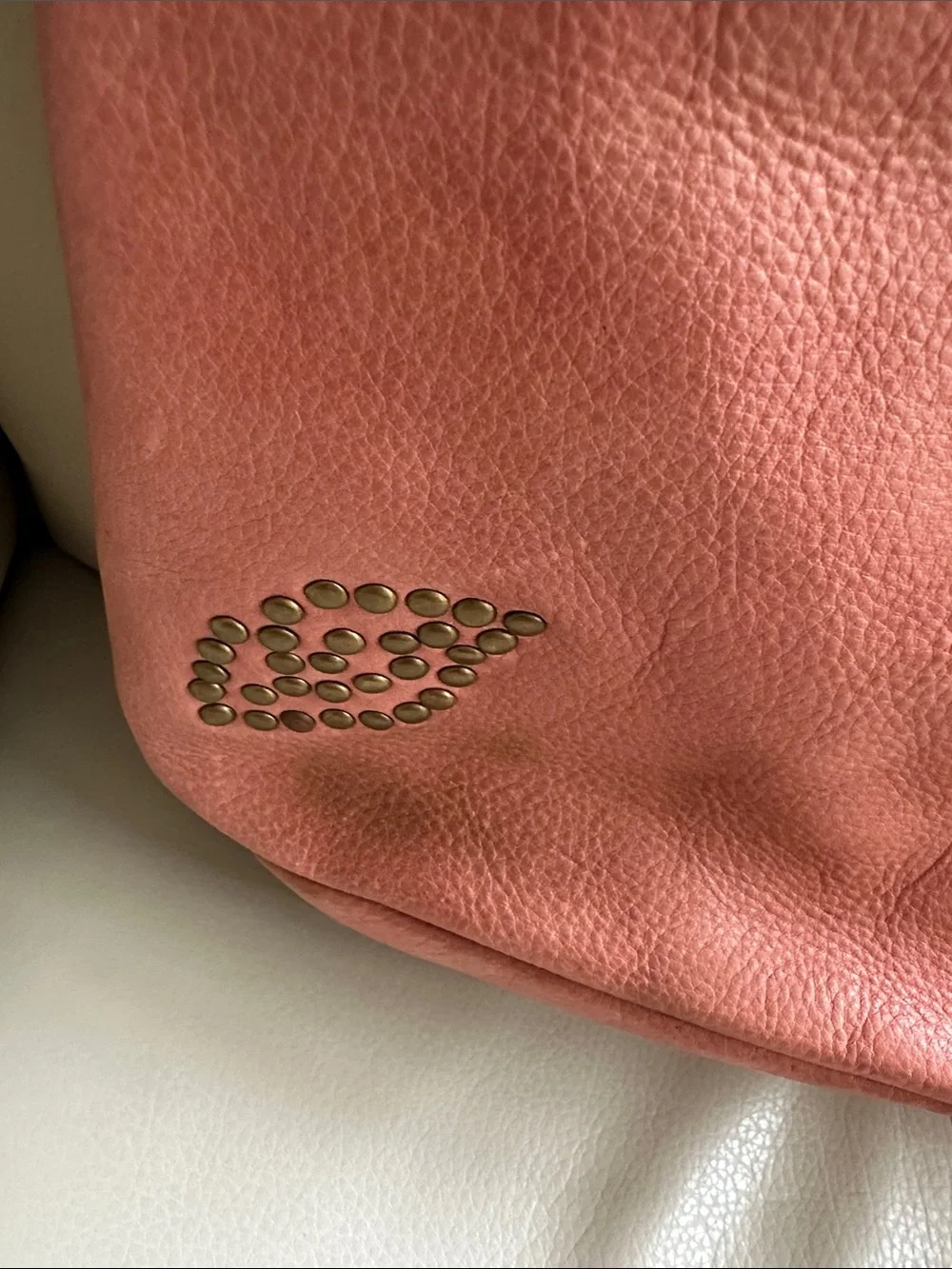 Women’s Soft Leather Shoulder Bag in Dusty Rose